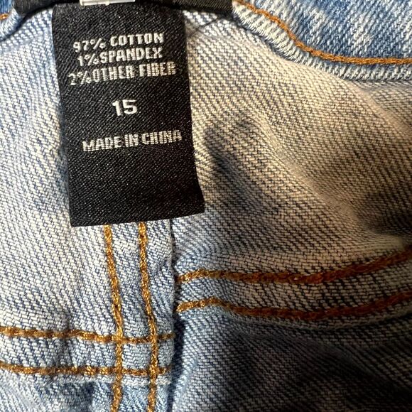 My Melody Sanrio Womens 15 Jeans Denim Light Blue Hello Kitty 34x26 - Picture 12 of 14